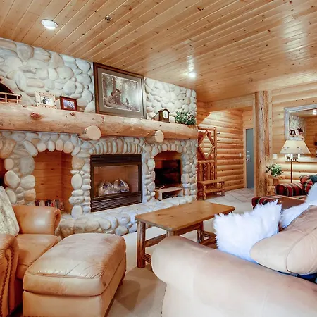 Black Bear Lodge-3