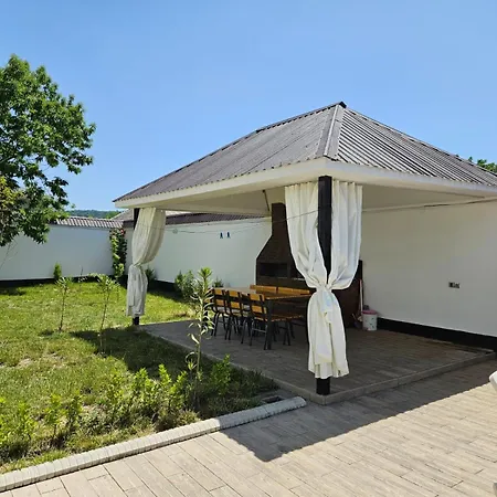 Qafqaz Milan Villa With Outdoor Heated Pool-3