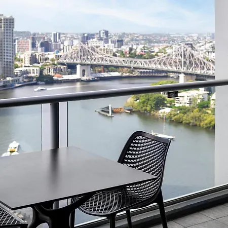 Oaks Brisbane On Felix Suites-3
