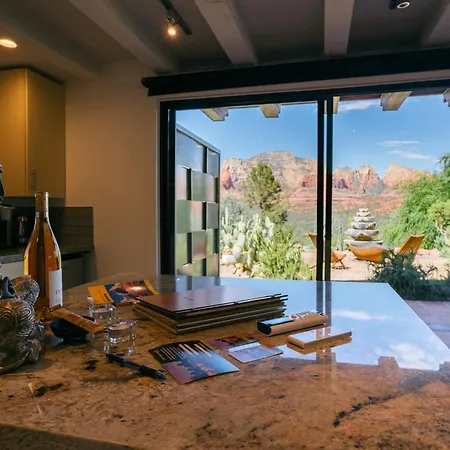 Modern, Luxury Studio With Awe Inspiring Red Rock Views Private Trail Head - Outdoor Firepit, Indoor Fireplace, On Property Sauna, Aromatherapy Steam Room, Hot Tub, Pools And Wellness Services-3