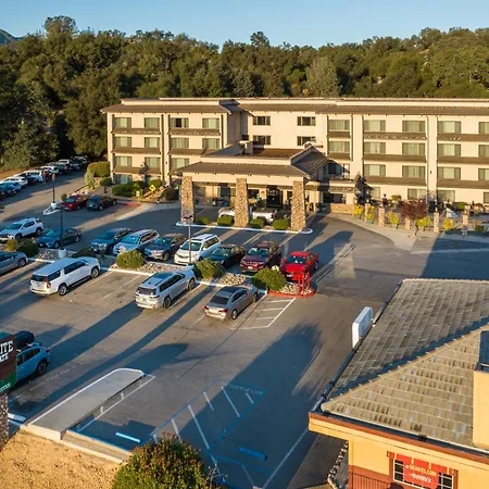 Yosemite Southgate Hotel & Suites-2