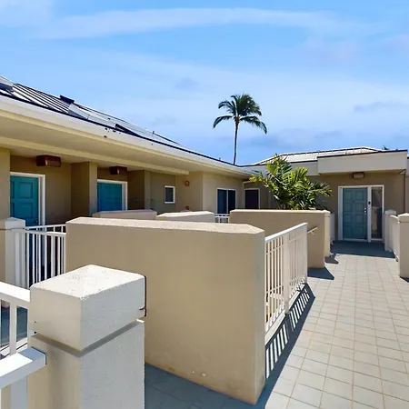Tropical Elegance Golf Course Penthouse-3