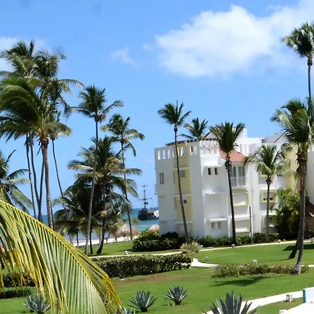 Playa Turquesa Ocean Club, C-102 , Wi-Fi, Ac, Pools, Free Beach Chairs-3
