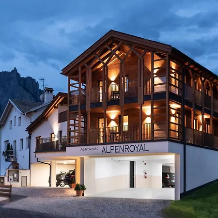 Hotel Alpenroyal-3