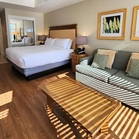 Watermark Beach Resort-3