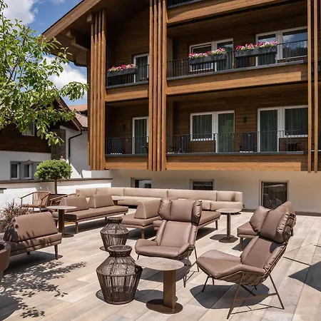 Hotel Sun Valley-3