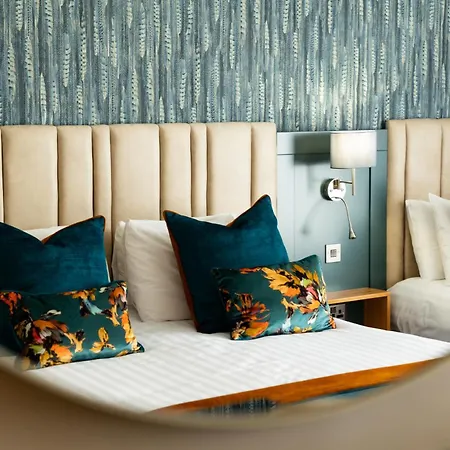 Lahinch Coast Hotel And Suites-2