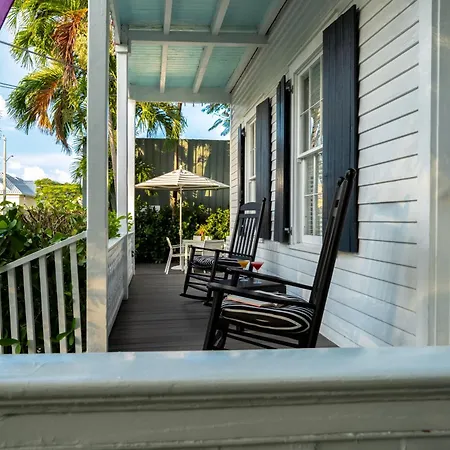 Alexander's Guesthouse-Adult Exclusive, LGBTQ Friendly-2