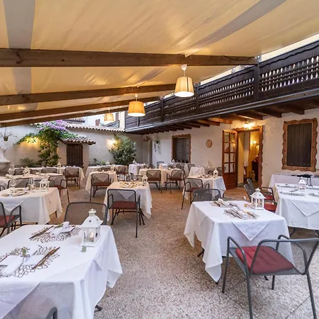 Borgo Dei Poeti Romantik Hotel-3