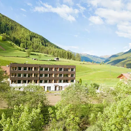 Alpine Life Hotel Anabel-3