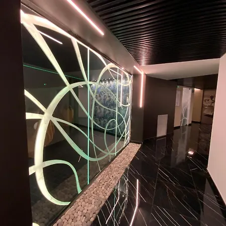 International Beach Hotel-2