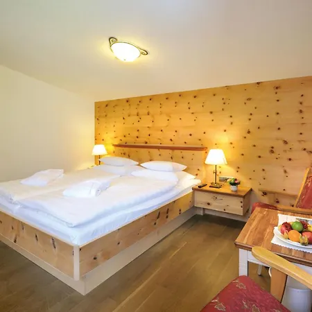 Alpenhotel Tirol-2