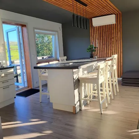 Sweet Cabin Leknes-2