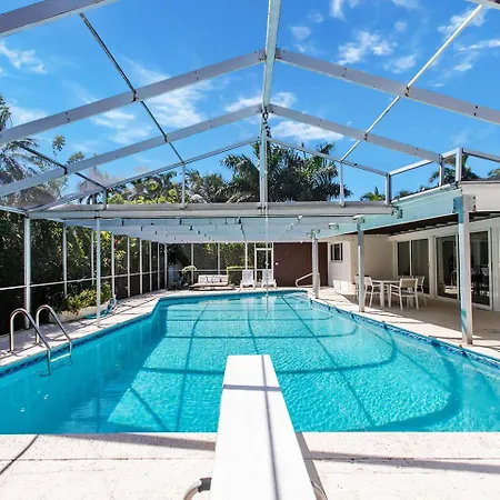 Amazing Villa Walk 5 Minutes To Hollywood Beach-2
