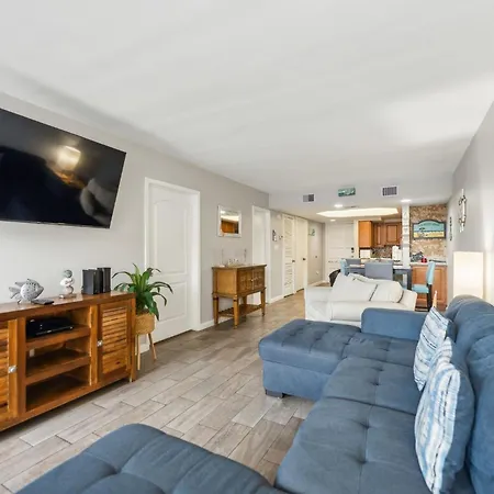 South Padre Island Gulf Getaway With Pool Condo-2