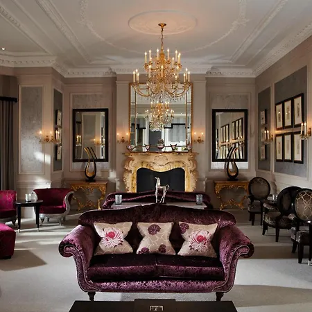 Alexander House Hotel & Utopia Spa-3