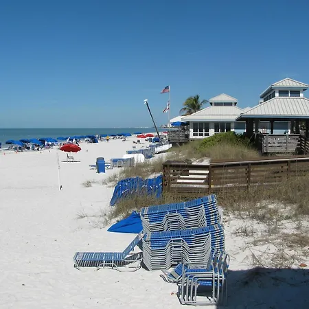 Inn At Pelican Bay-2