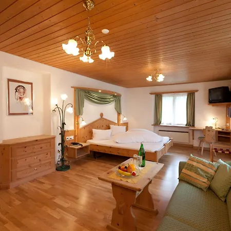 Hotel Astras-3