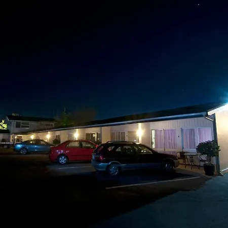 Broadway Motel & Miro Court Villas-3