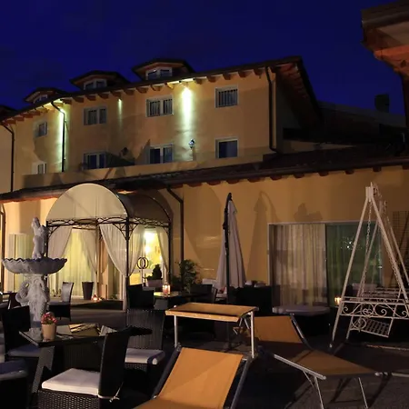 Borgo Dei Poeti Romantik Hotel-2