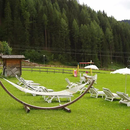 Hotel Alaska-2