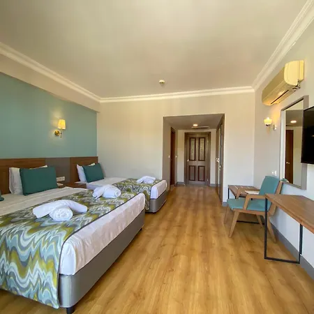 Side Village Family Suite-2