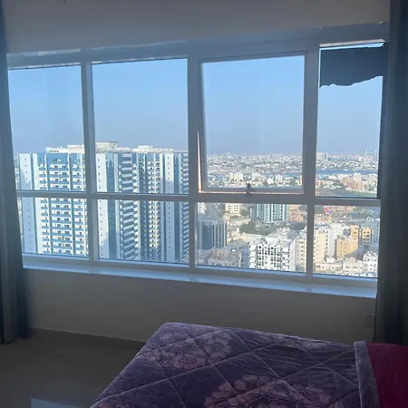 Fantastic City & Seaview Master Bedroom In 3Bedroom Apartment-3