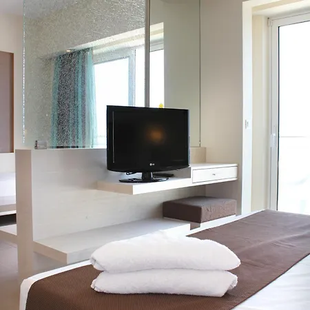 Sea Melody Beach Hotel Apartments-3