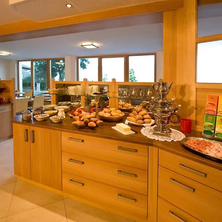 Hotel-Garni Ehrenfels-2