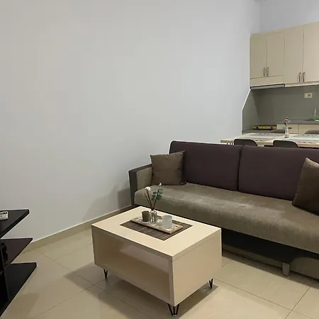 Apartments Sadiku With Swimming Pool & Jacuzzi-2