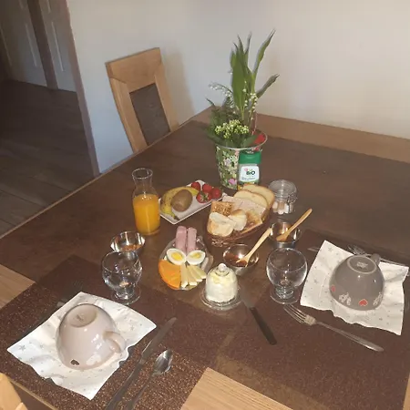 Chez Nous-2