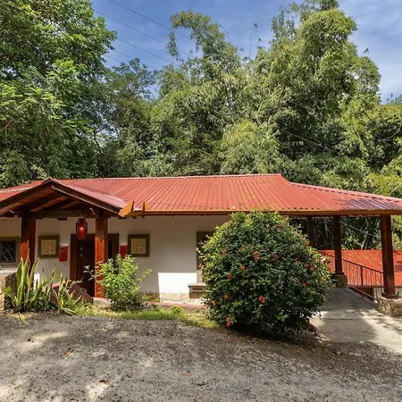 Restful Casa Quetzal Rainforest Retreat-2