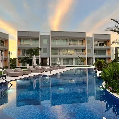 2Bdr Seven Mile Beach Corridor - One Canal Resort-3