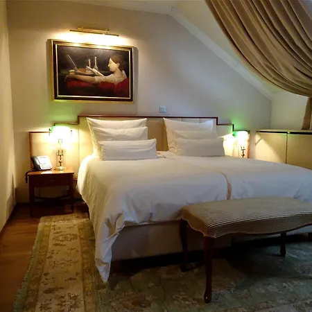 Hotel Mitra, Story Hotels-2
