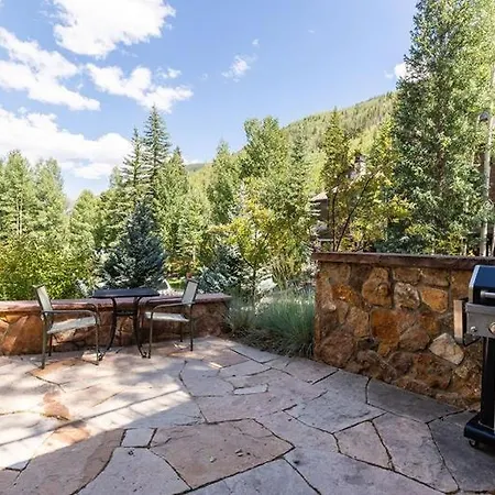 Ski In Ski Out Condo With Access To Vail Mountain-3