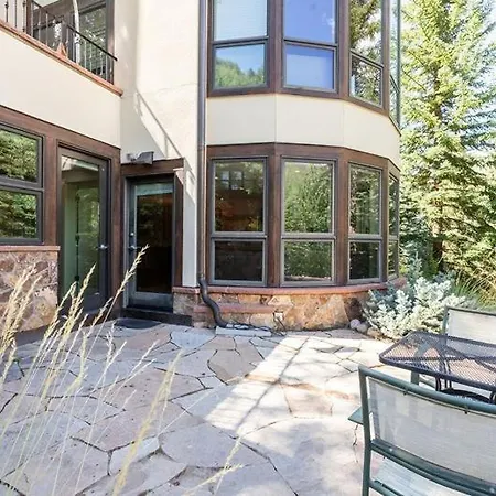 Ski In Ski Out Condo With Access To Vail Mountain-2