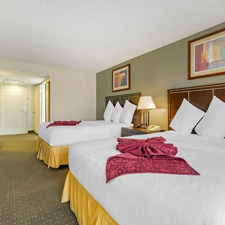 Best Western Plus Palm Desert Resort-2