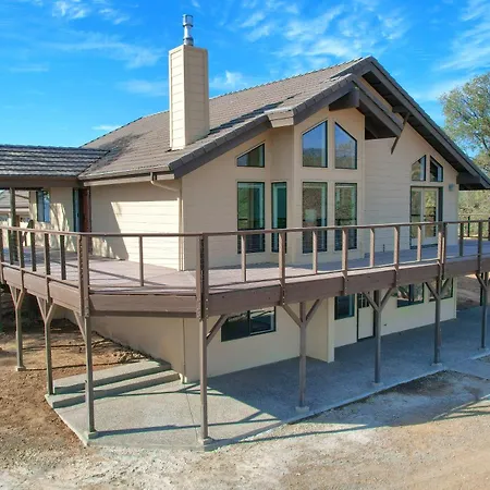 New! Yosemite Mountain Villa, Stunning Views -More-3