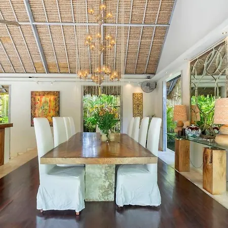 4Br Villa With Large Pool At Seminyak Beach-3