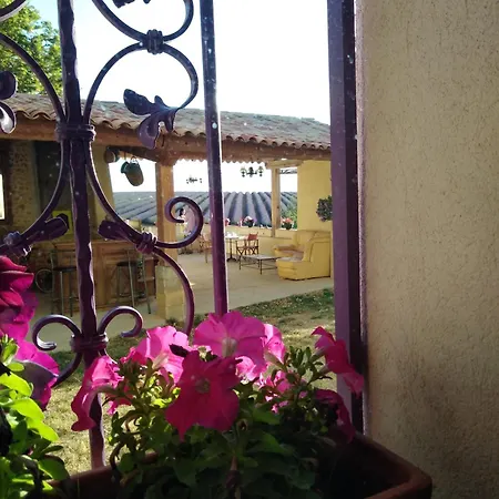 Chambre A La Ferme Au Milieu Des Lavandes-3