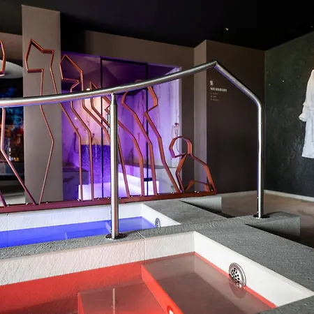 Hotel Emmy - Five Elements-3