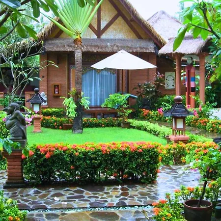 Cemara 1 BR Quirky Garden Room Single-2