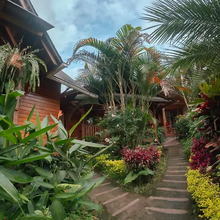 Sisakuna Lodge-2