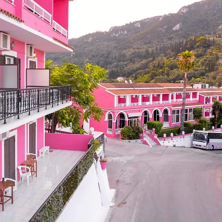 The Pink Palace Hostel-3