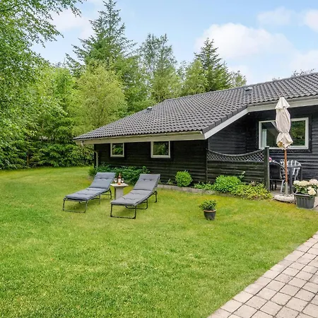 Lovely Home In Hals With Wifi-3
