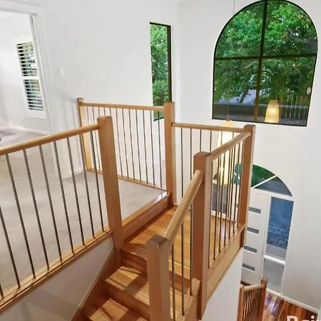 Sun Room In The European Style Luxorious Home-2