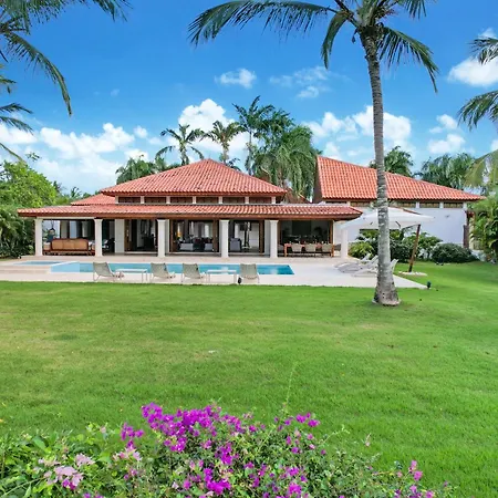 Gorgeous Villa At Casa De Campo - With Large Pool, Cook, Maid And 2 Golf Carts-2