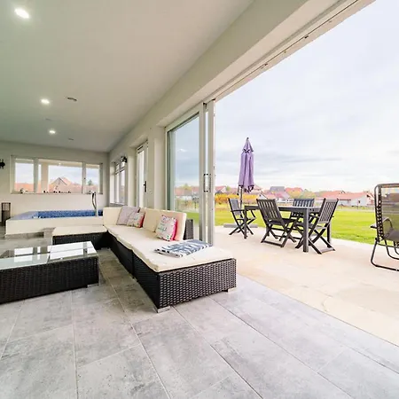10 Bed Villa Sleeps 27 -Pool & Hot Tub -Wood Fire-3