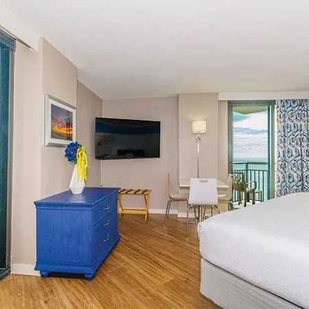 Updated Oceanfront Condo With Amazing Views-2