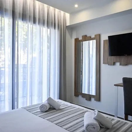 Pollis Hotel-2